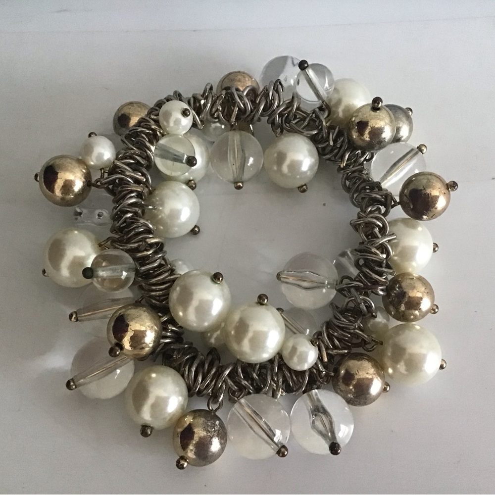 Gold pearl clear beaded stretch bracelet 80’s